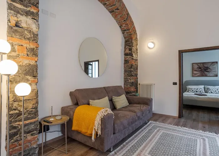 Guesthost - Elegant & Charming In Cernobbio! Apartmán *