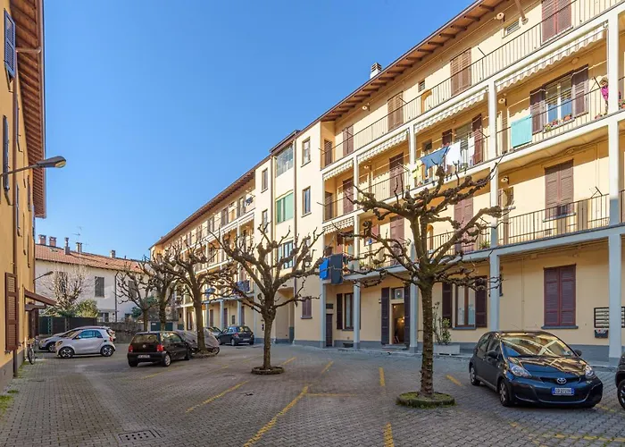 Guesthost - Elegant & Charming In Cernobbio! Apartmán *