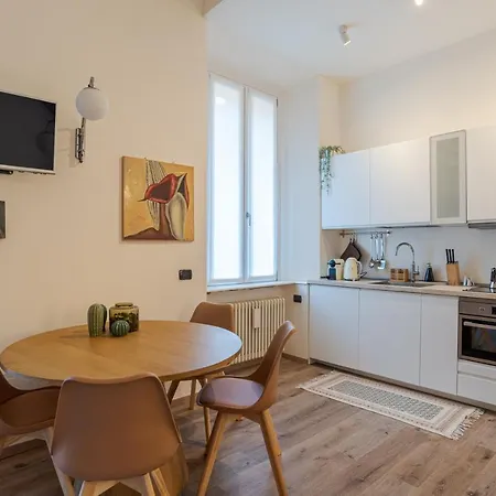 Guesthost - Elegant & Charming In Cernobbio! Appartement Cernobbio