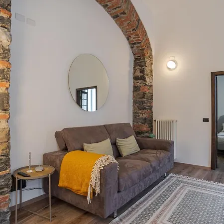 Guesthost - Elegant & Charming In Cernobbio! Appartement *