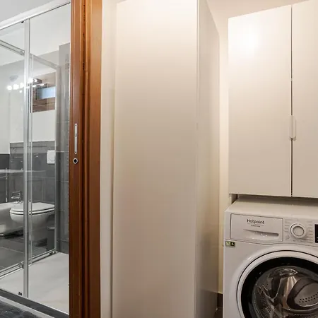 Guesthost - Elegant & Charming In Cernobbio! * تْشيرنوبيو