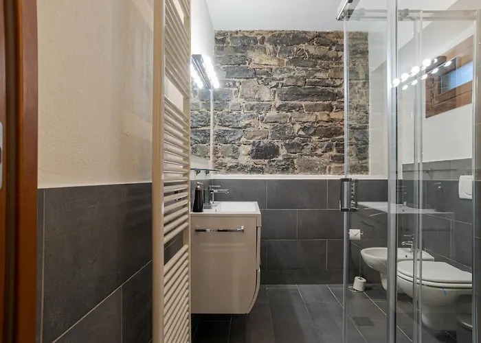 Lägenhet Guesthost - Elegant & Charming In Cernobbio! Cernobbio